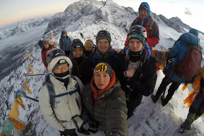 Embark on the Adventure – Siguninag mountain Da'erfeng Ascent
