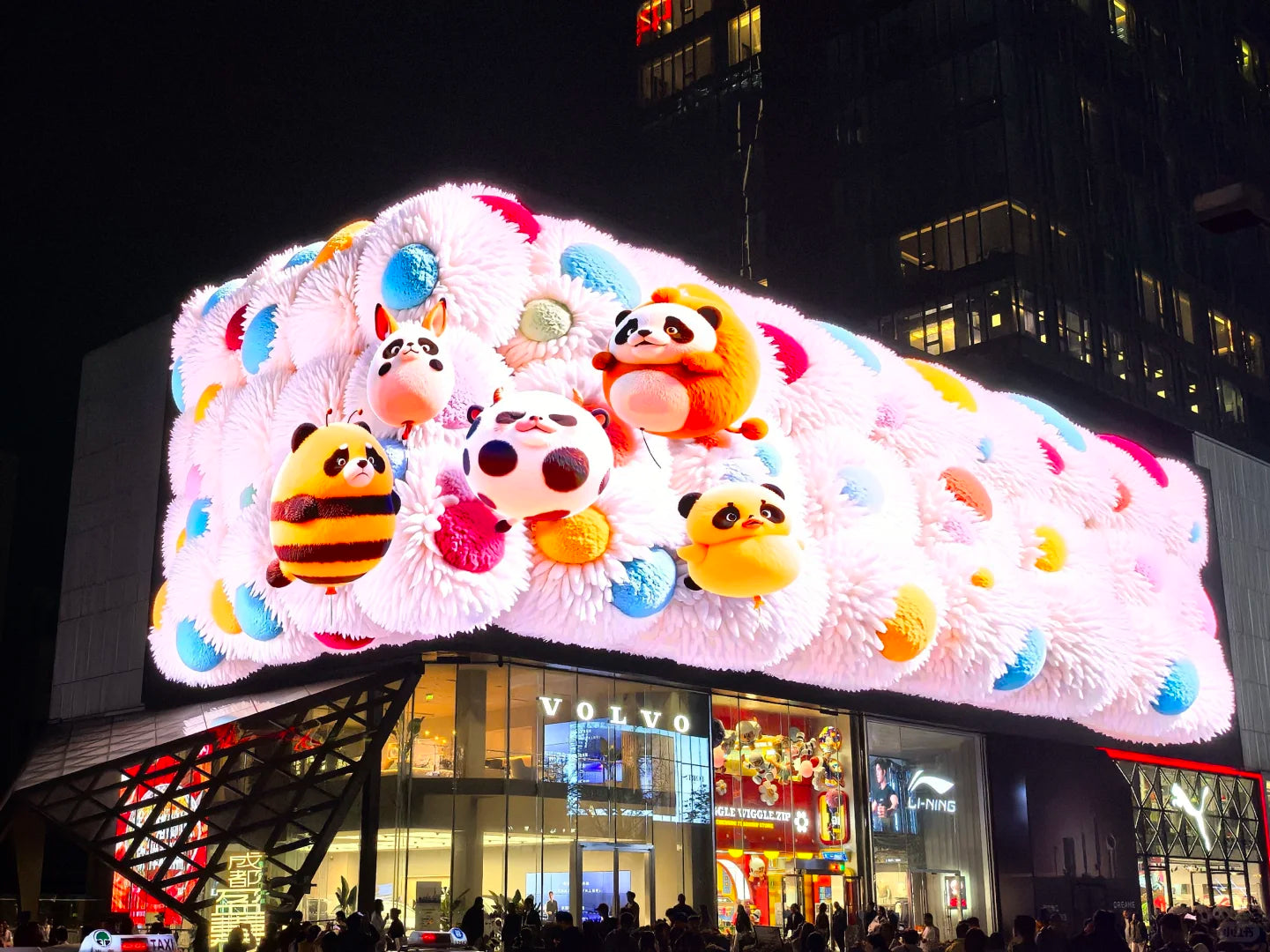 Chengdu &amp; Chongqing: A 6‑Day Photogenic City Walk with Pandas, Hotpot &amp; Skyline