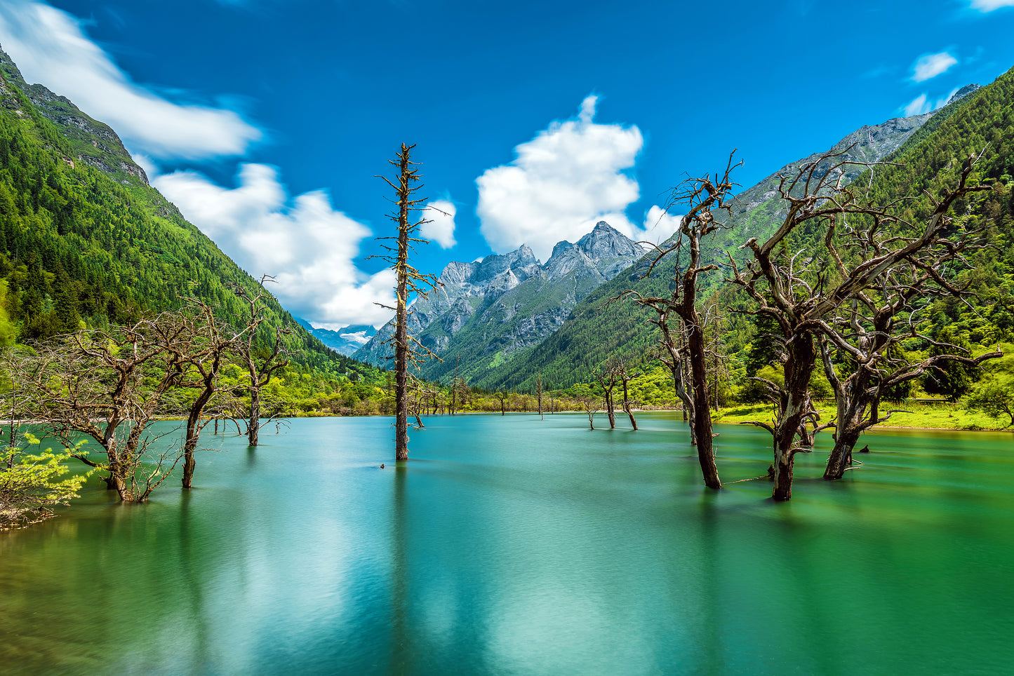 West Sichuan Loop: A 9-Day Private Photo Journey Through Tibet's Eastern Frontier