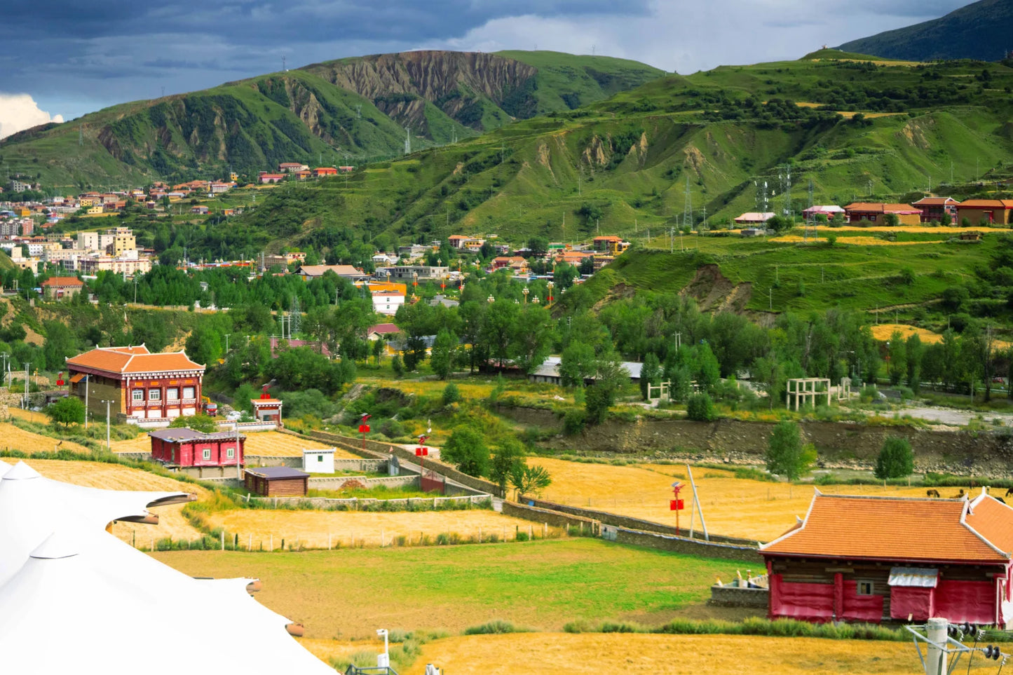 West Sichuan Loop: A 9-Day Private Photo Journey Through Tibet's Eastern Frontier