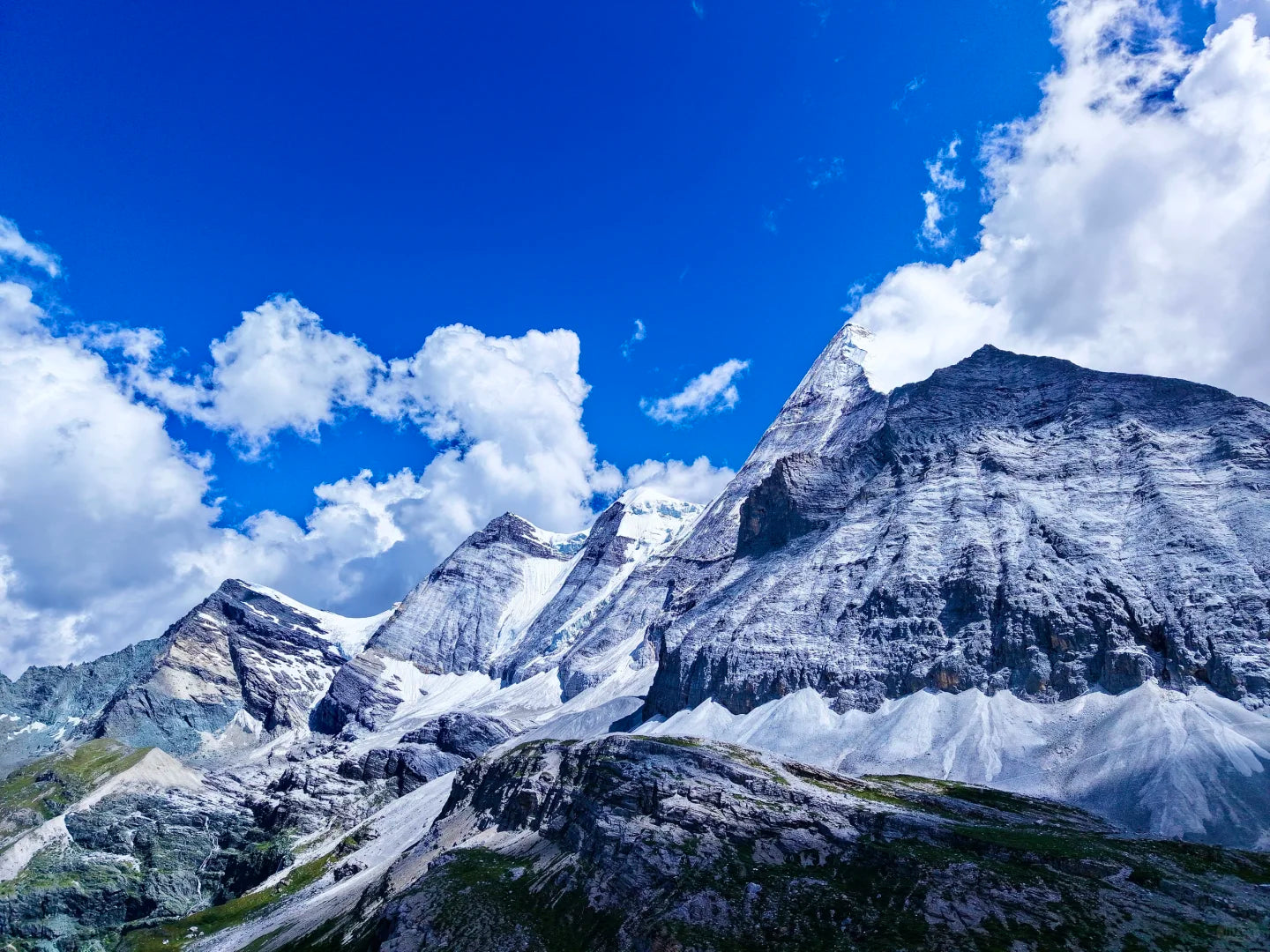 West Sichuan Loop: A 9-Day Private Photo Journey Through Tibet's Eastern Frontier
