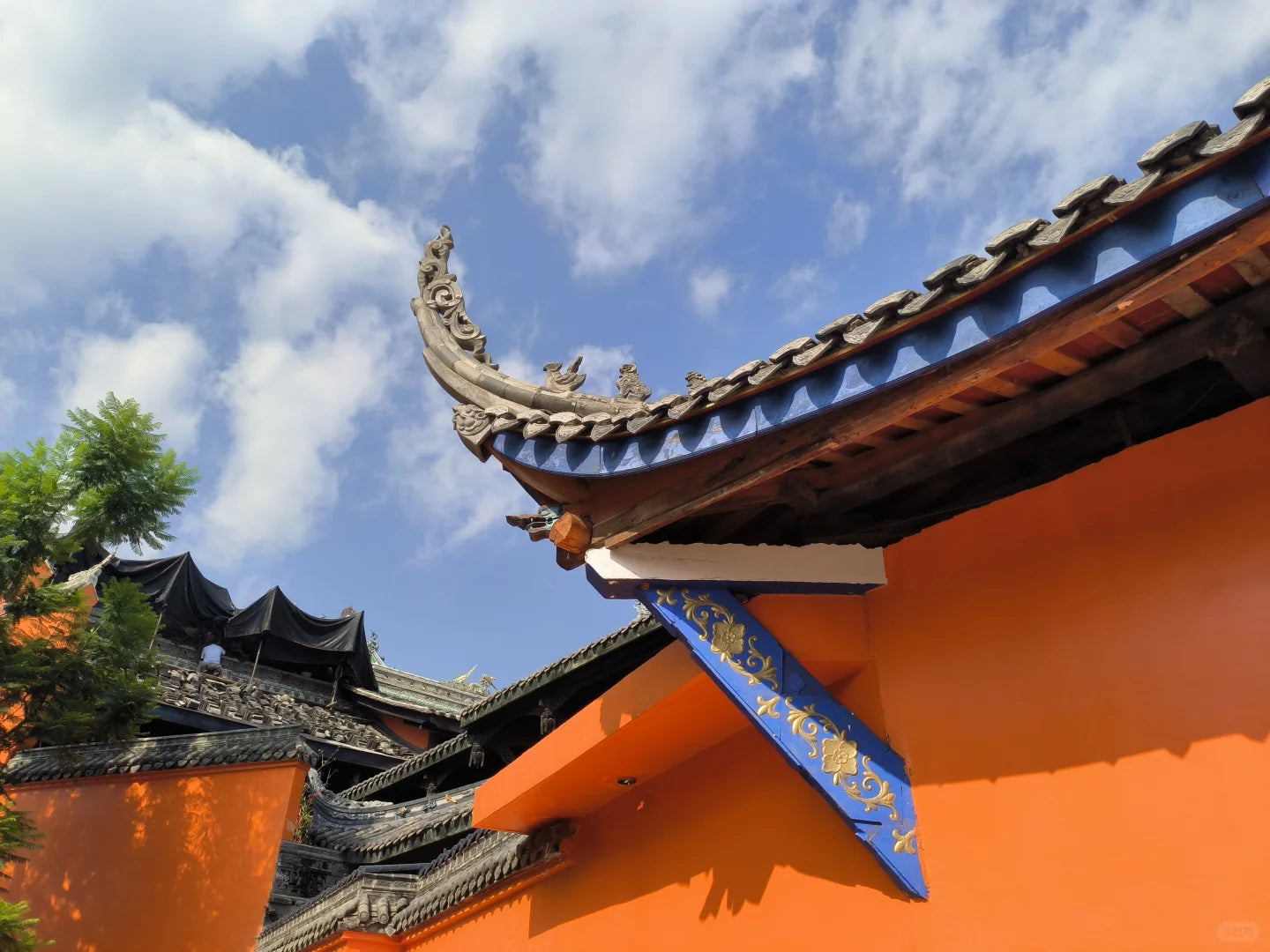 Gan-A-Liang Grand Loop: An 8-Day Journey Through Western Sichuan's Hidden Treasures